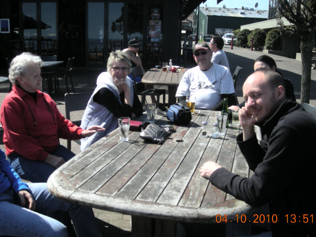 035 - Monday - A Late Lunch in Taupo