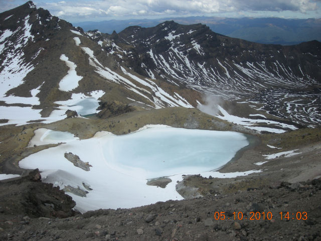 094 - Tuesday - Tongariro Alpine Crossing - The Emerald Lakes