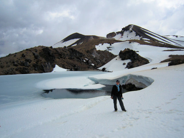 096 - Tuesday - Tongariro Alpine Crossing - The Emerald Lakes